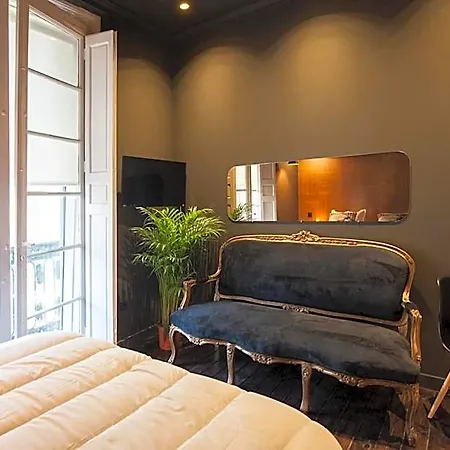 Urban Hotel