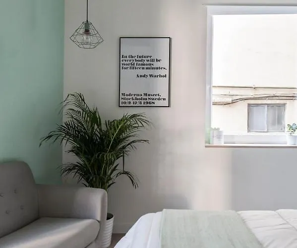 Urban 2* סנטנדר